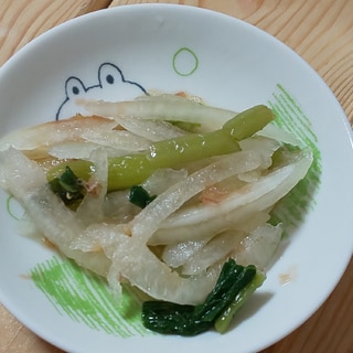 玉ねぎ、野沢菜漬けのおかか和え(*^-^*)